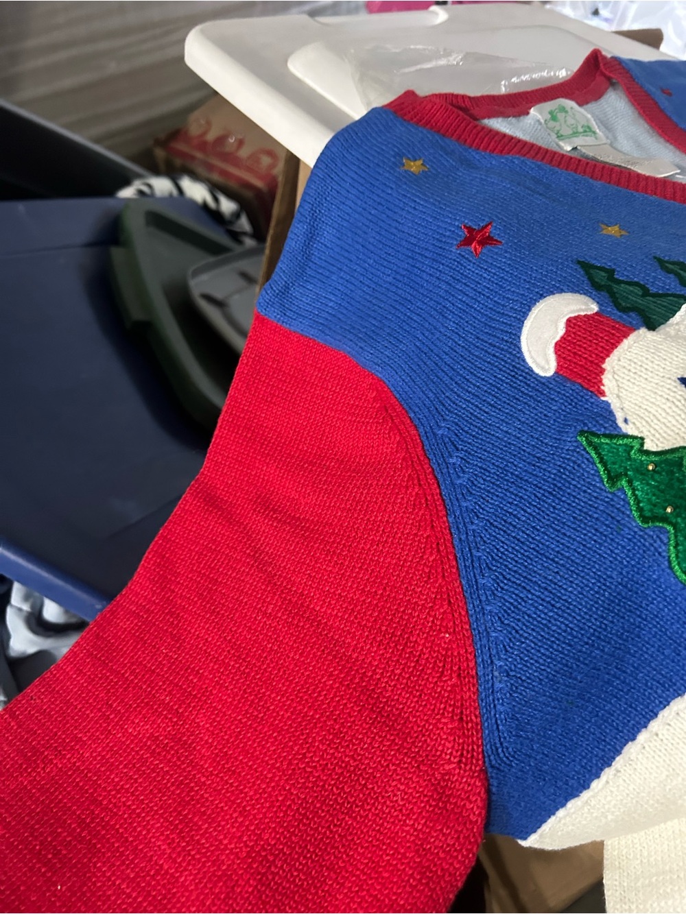 The quacker factory. Blue Christmas Tree & Snow Scene - Picture 10 of 15